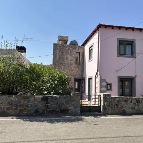 Renovated 3 bedroom detached house for sale in Kastelli, Fourni