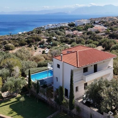 Beautiful 5 bed Cretan villa for sale with pool and sea view in Elounda